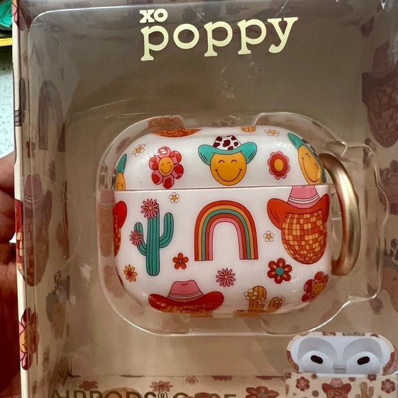 AirPod 3rd generation case. - Picture 1 of 2